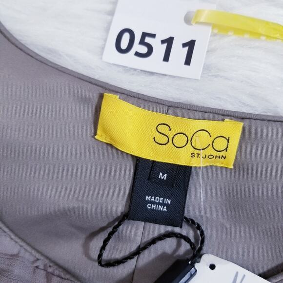 SoCa St. John Taupe Cropped Blazer - Picture 13 of 14